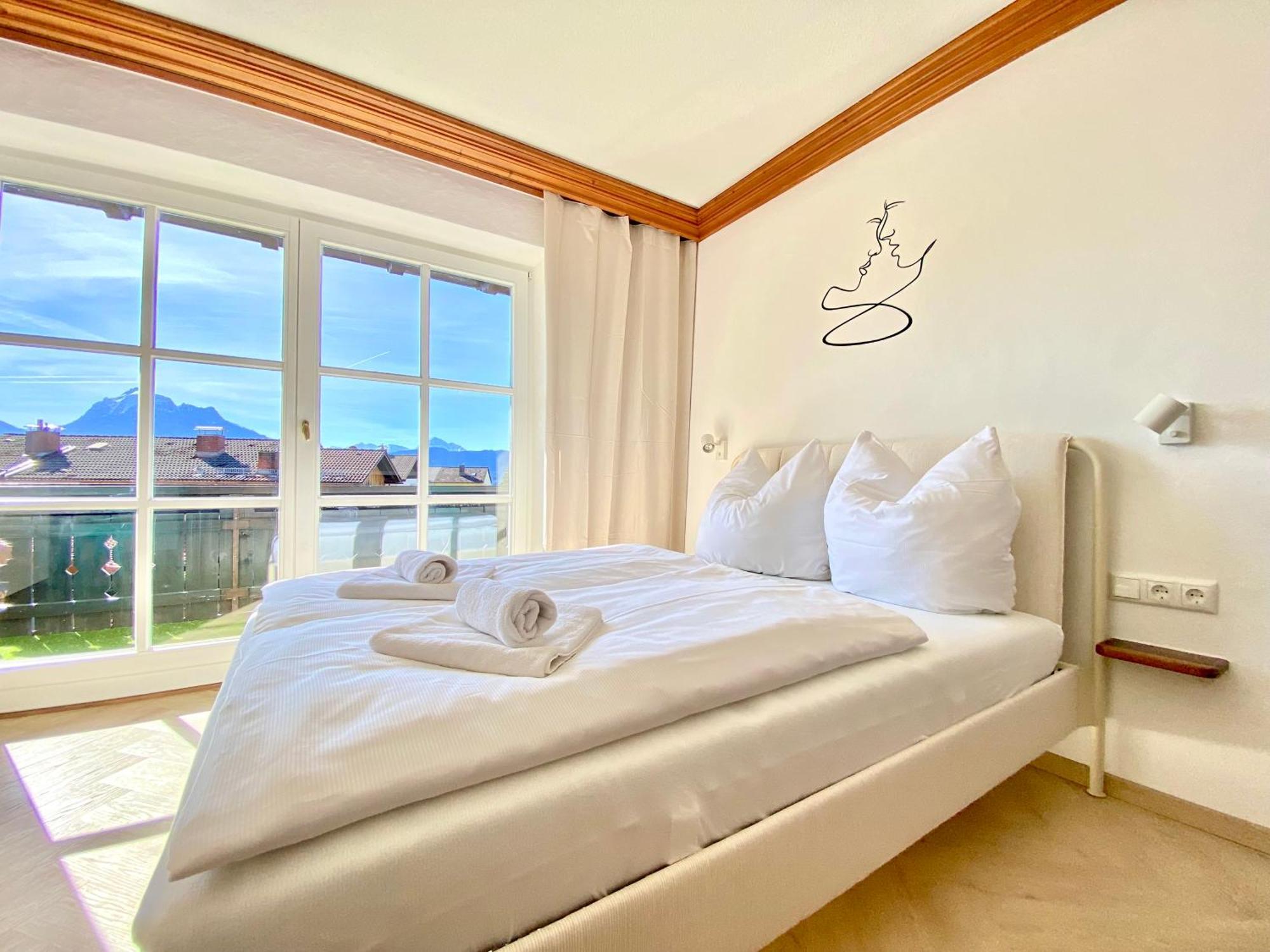 Best Butler I Romantic 4Two I Kueche I Balkon I Parken I Schlossblick Fussen Luaran gambar